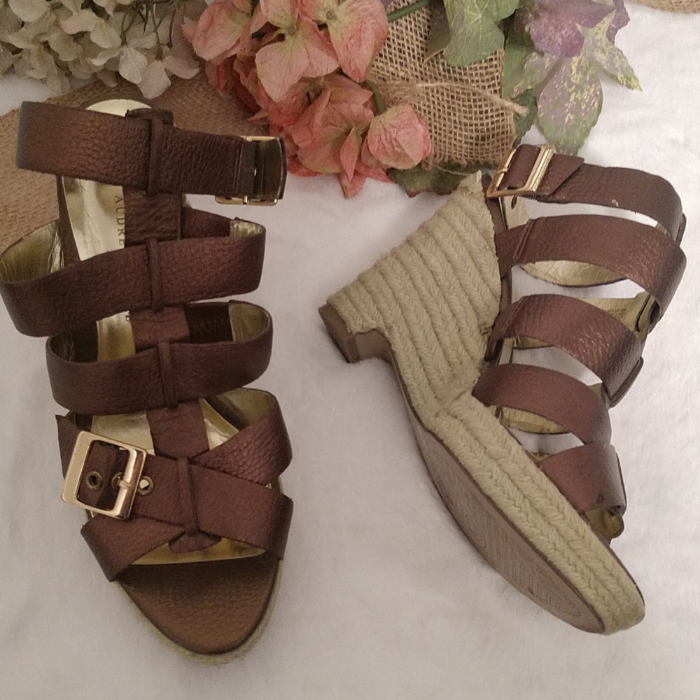 Audrey Brooke Bronze Wedge Espadrille Sandals 8
